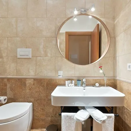 بيت ضيافة Vatican Domus Smart 4*